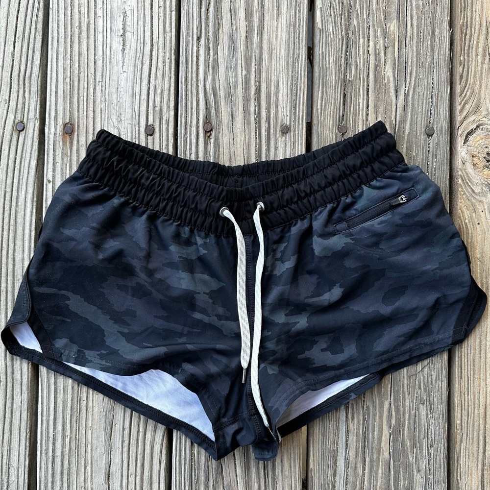 Vuori Quick Dry Shorts